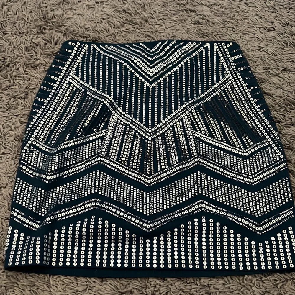 🎉HOST PICK🎉Express Sequins Skirt - Picture 3 of 3
